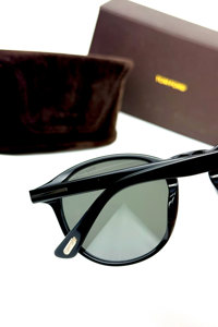 عینک آفتابی تام فورد TOM FORD / 834